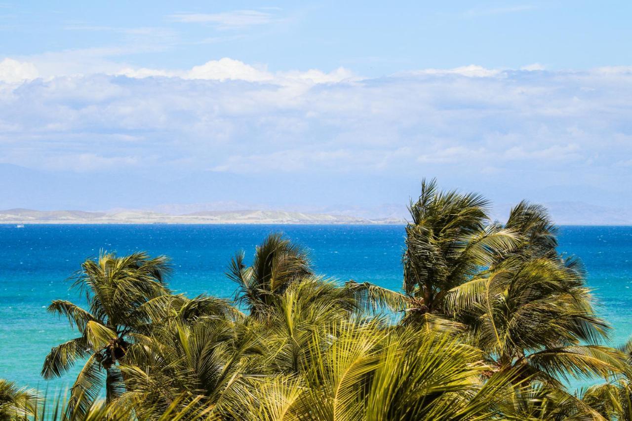 Hotel California Playa El Yaque Exteriör bild