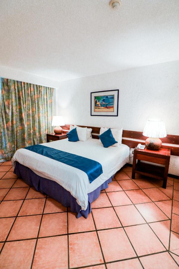 Hotel California Playa El Yaque Exteriör bild