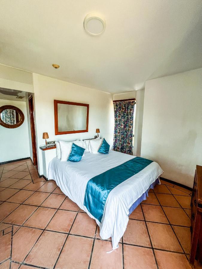 Hotel California Playa El Yaque Exteriör bild