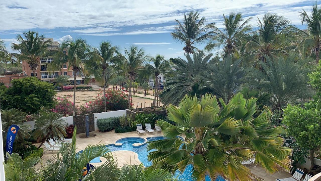 Hotel California Playa El Yaque Exteriör bild
