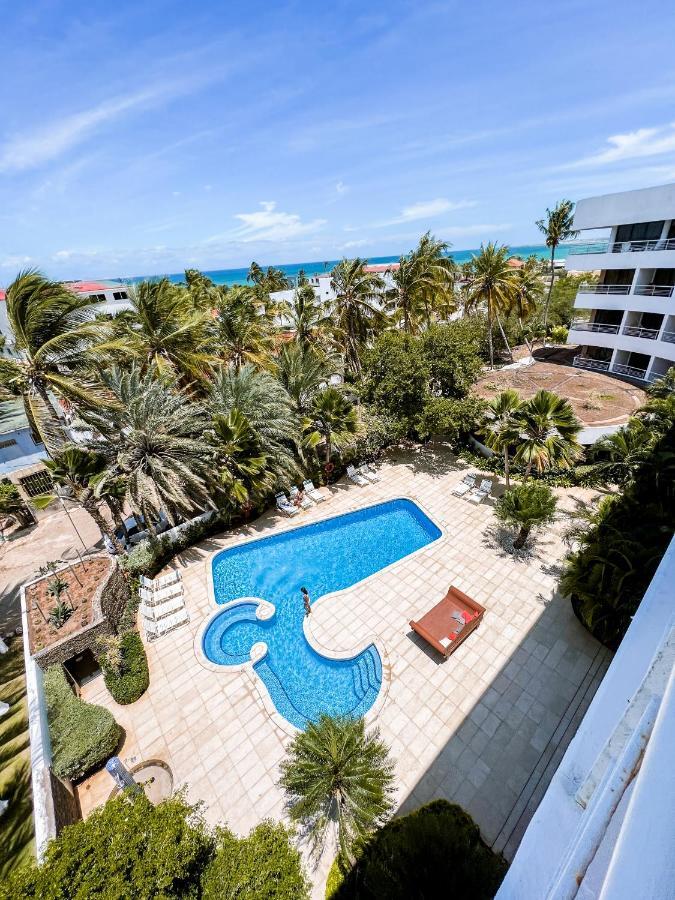 Hotel California Playa El Yaque Exteriör bild